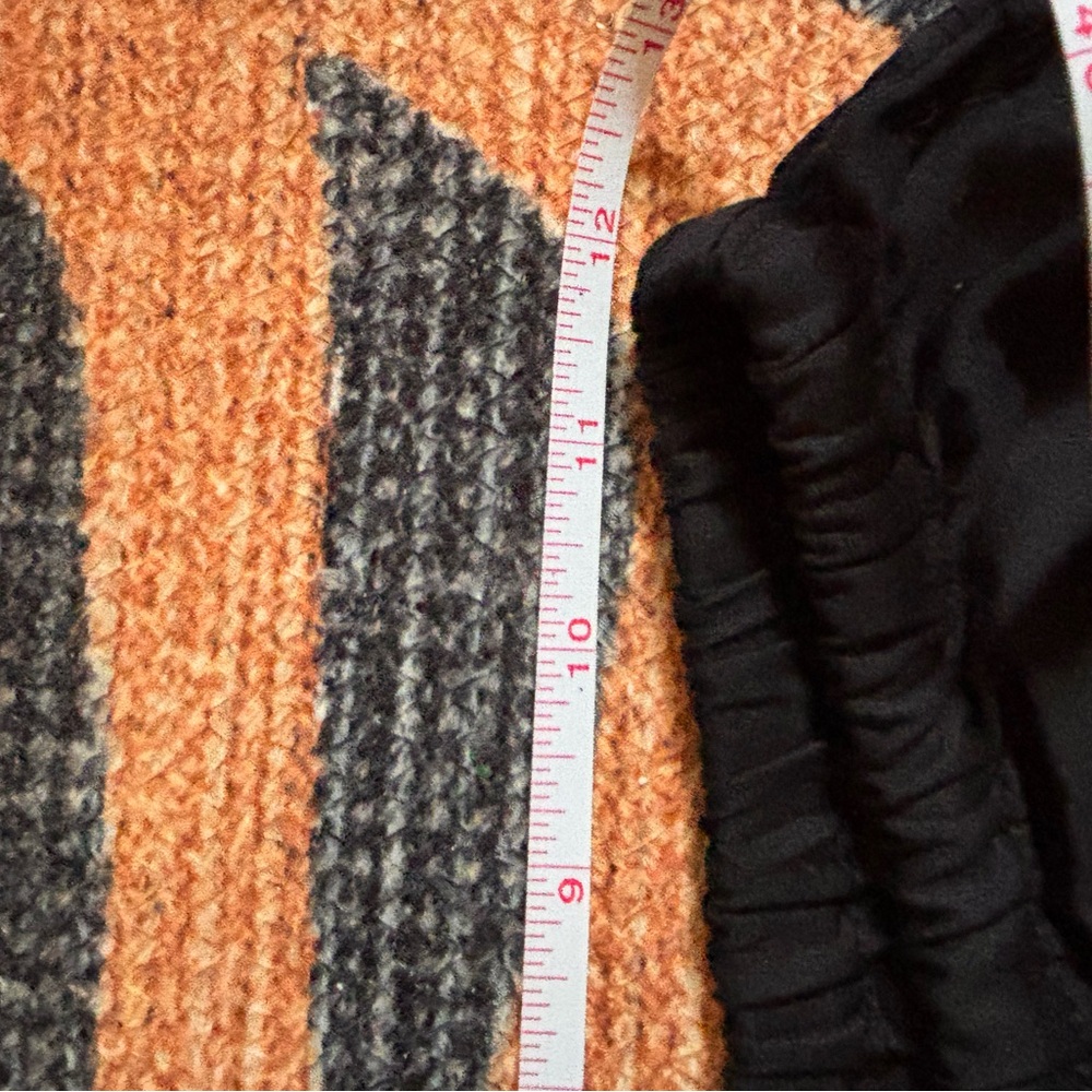 LESET Black Yoko Jogger Pants - Picture 8 of 10